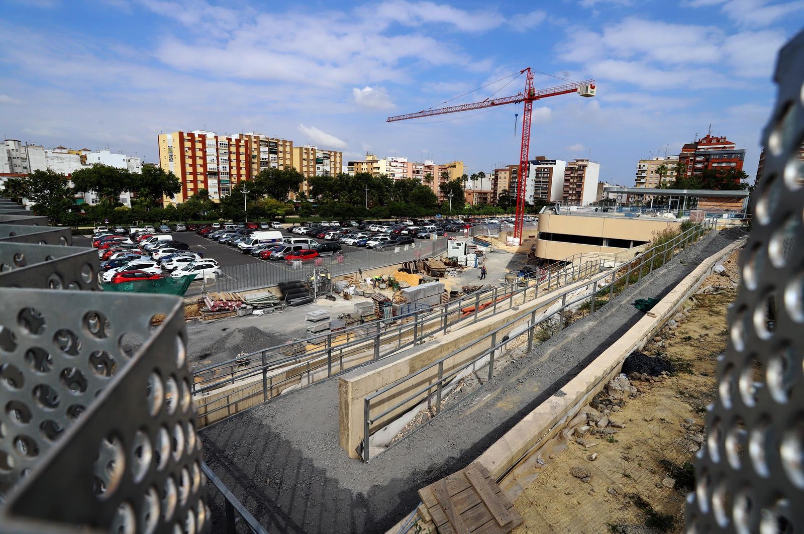 Obras del nuevo centro de salud de Isla Chica esta tarde.