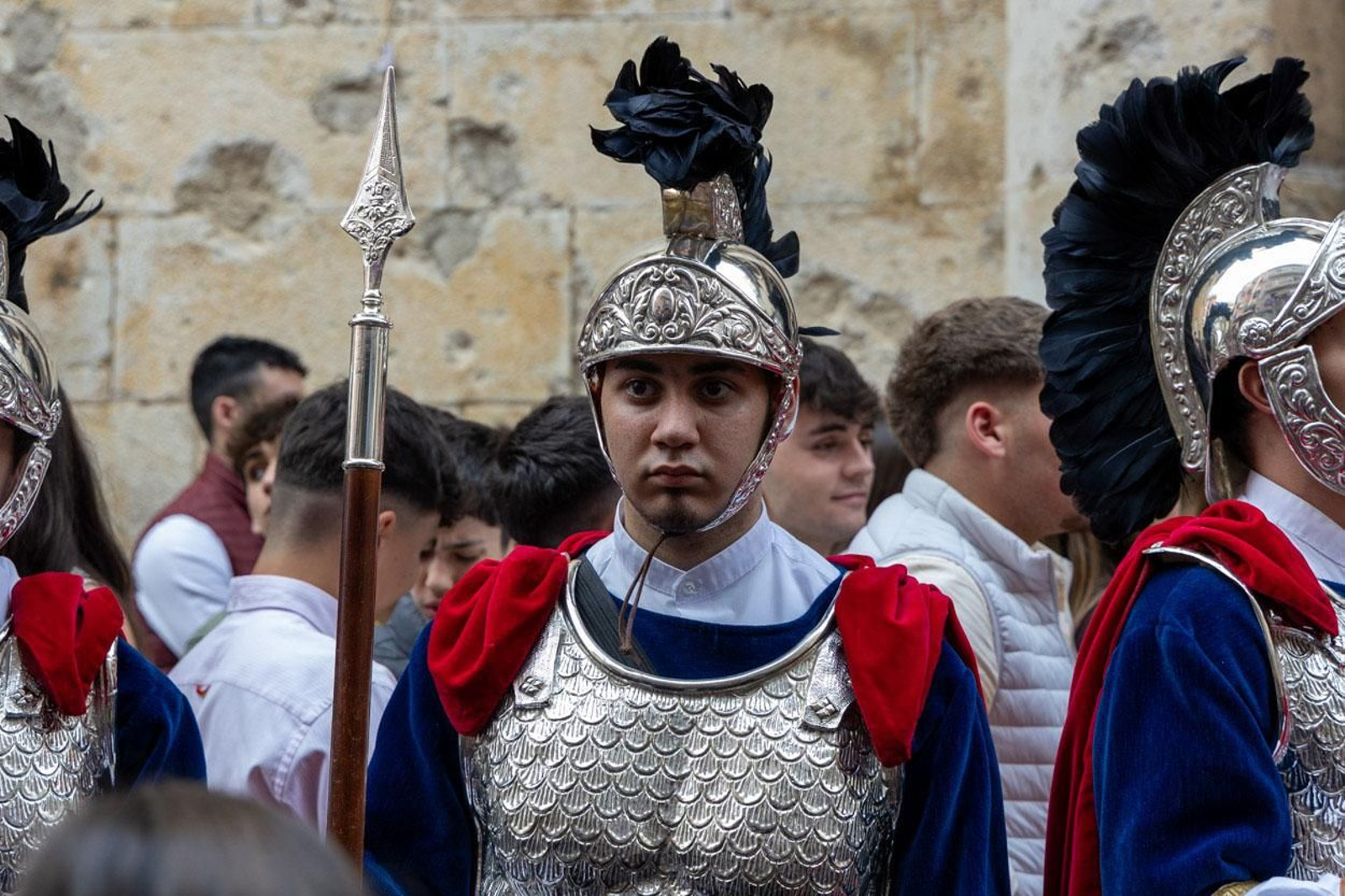 Los jiennenses arropan a las tres cofradías de la tarde en un Domingo de Ramos más caluroso de lo esperado (II)