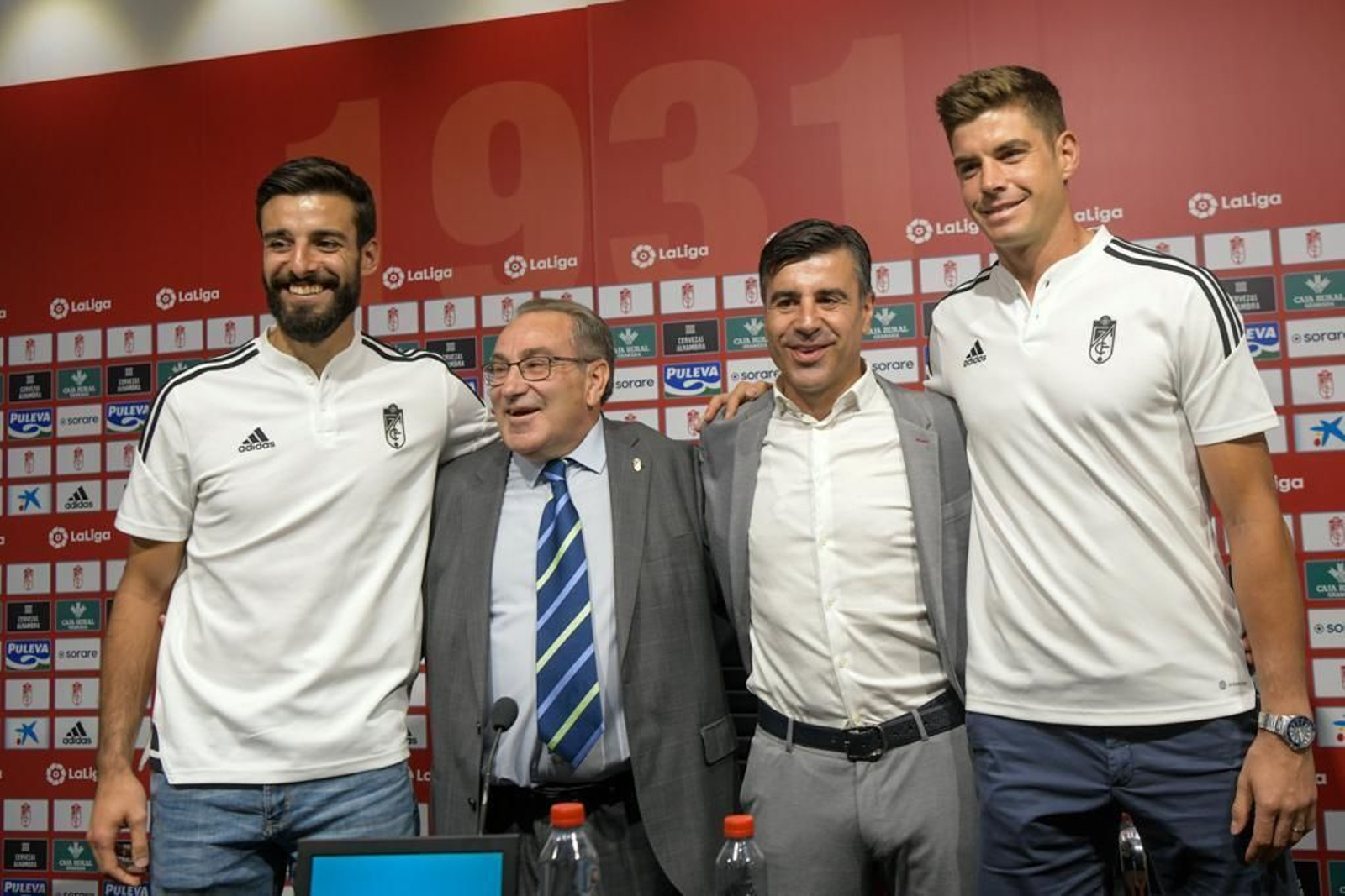 Ferreira, Macanás, Nico y Raúl (de izda. a derecha), en la presentación