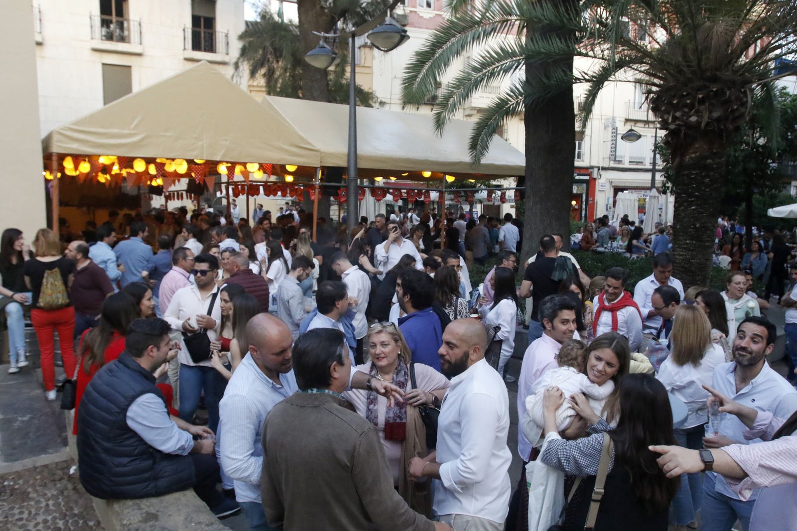 El viernes de Las Cruces de Córdoba, en imágenes