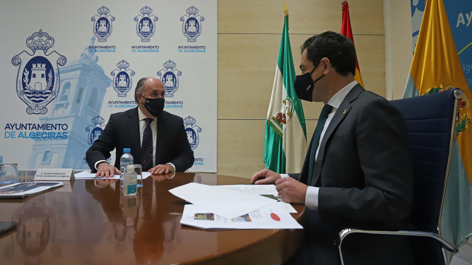 Visita de Juanma  Moreno al Ayuntamiento de Algeciras