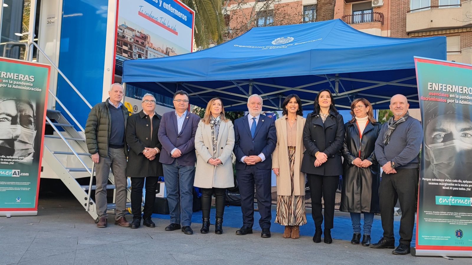 Autoridades, en la presentación de la iniciativa.