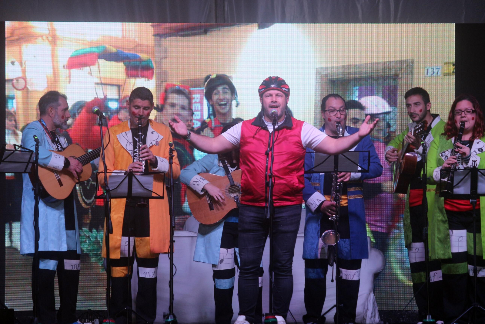 Cristian Muñoz y la Orquesta Caballati