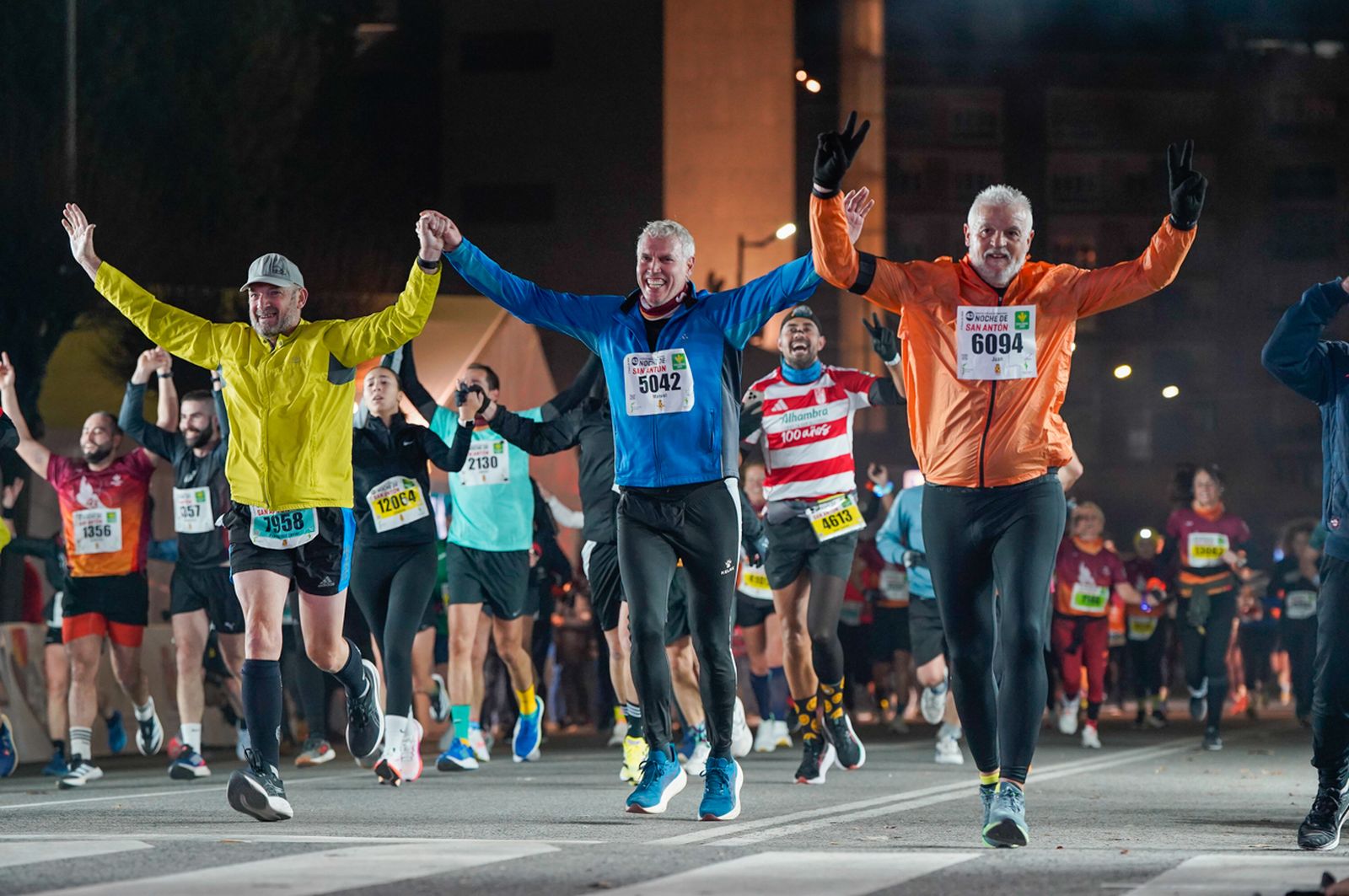 En imágenes: búscate en tu llegada a meta de la Carrera de San Antón 2026 (16)