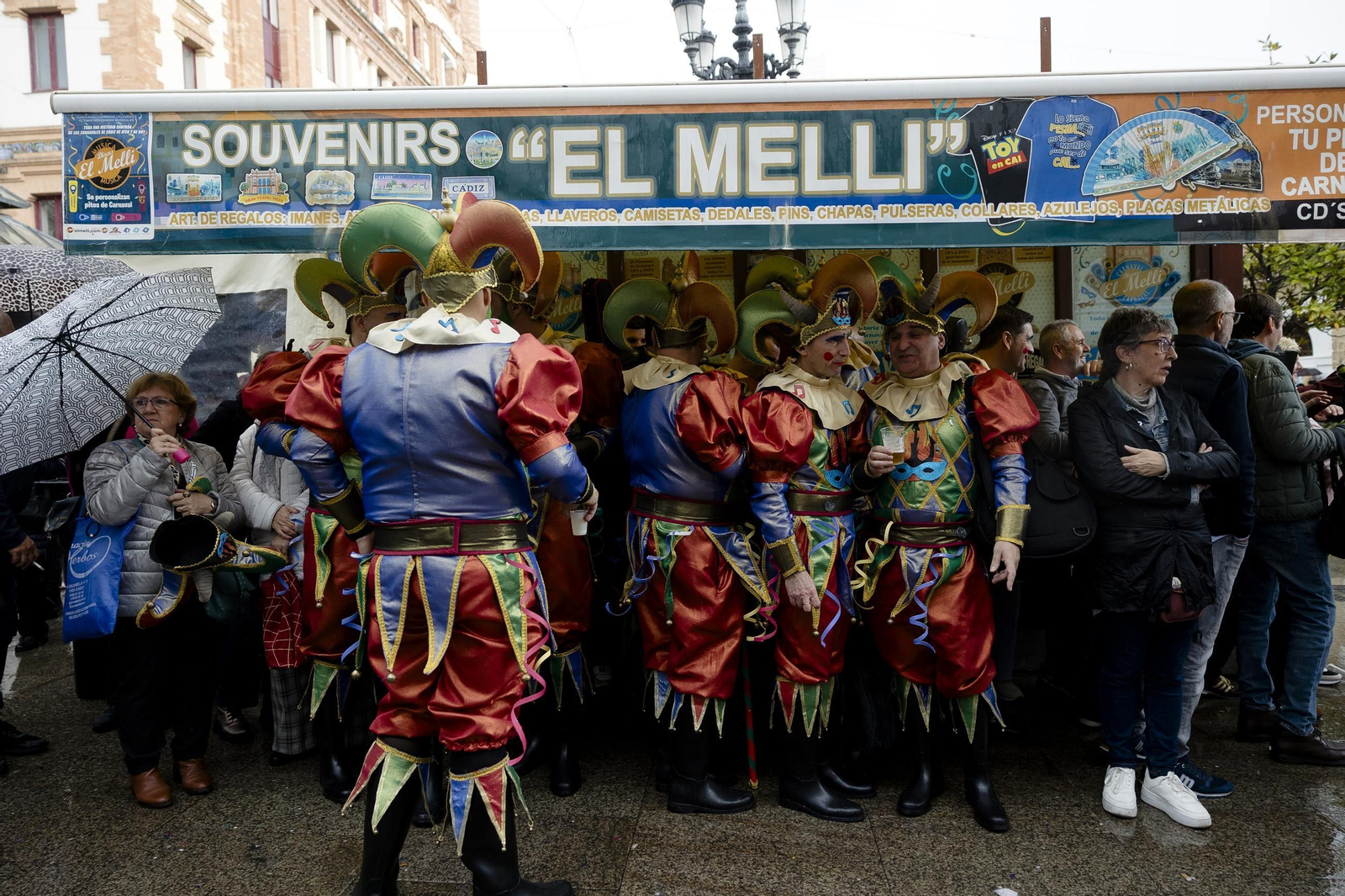 Las mejores imágenes del primer domingo de Carnaval de Cádiz