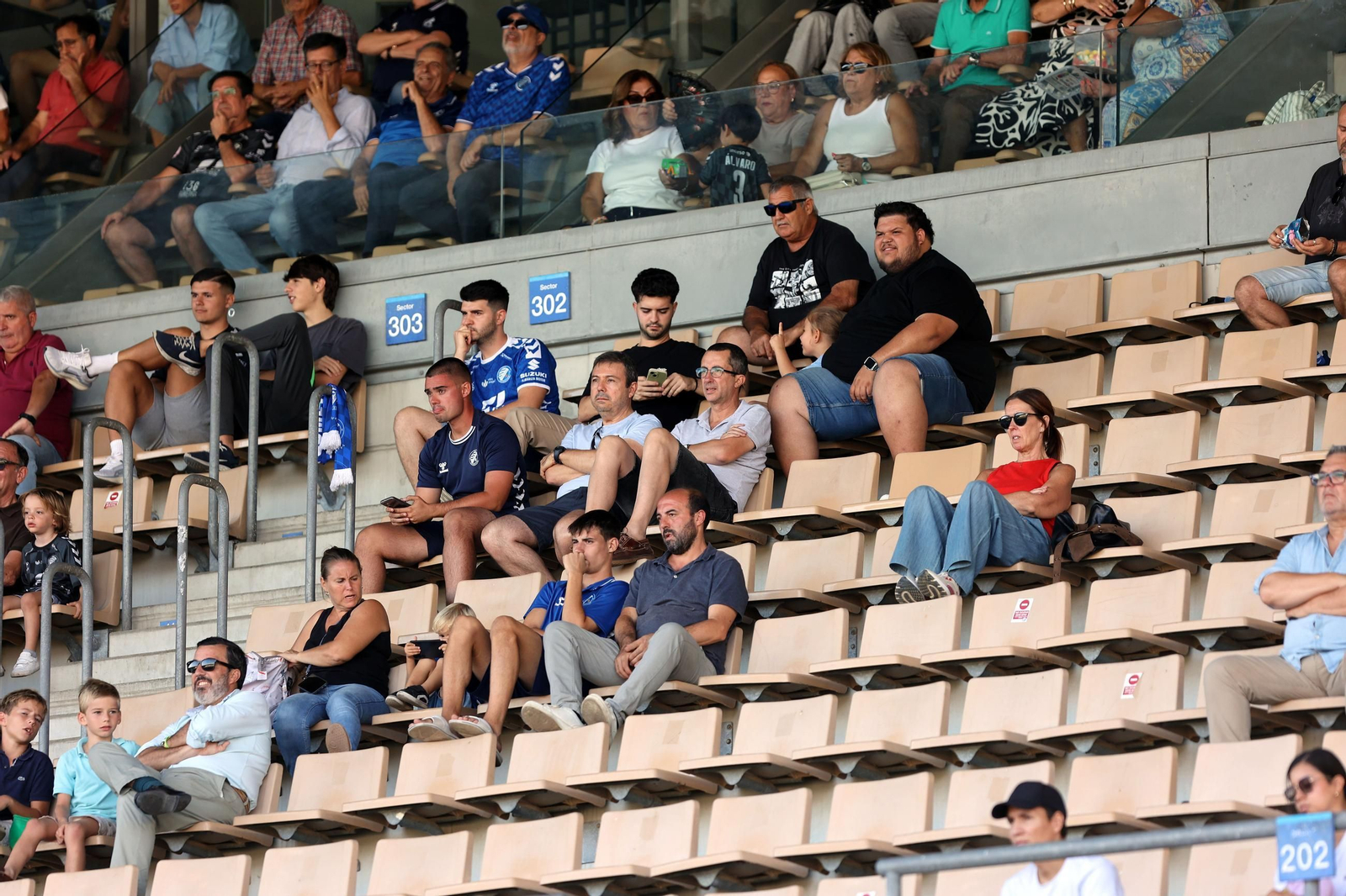 Búscate en el Xerez DFC contra el Yeclano Deportivo en Chapín