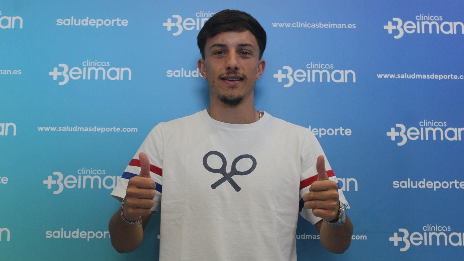 Pepe Rincón, satistecho tras las pruebas médicas en Beiman.