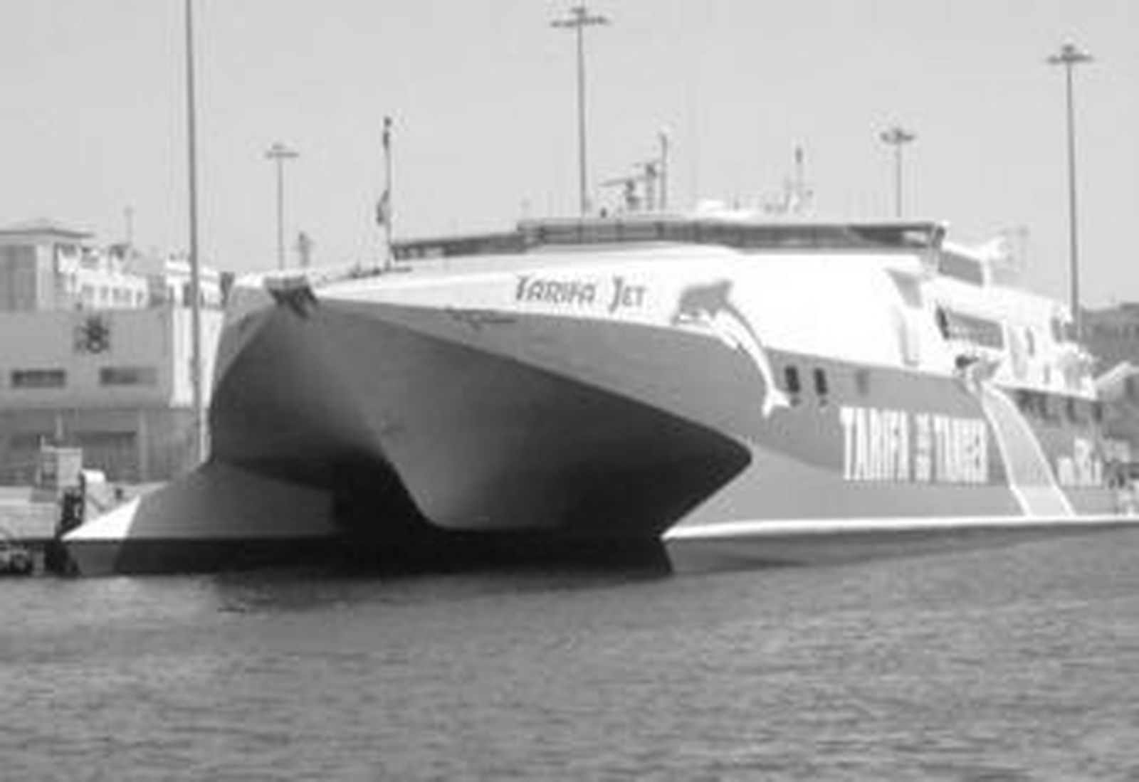 El catamarán Tarifa Jet, que pronto comenzará a operar en la línea entre Algeciras y Ceuta.