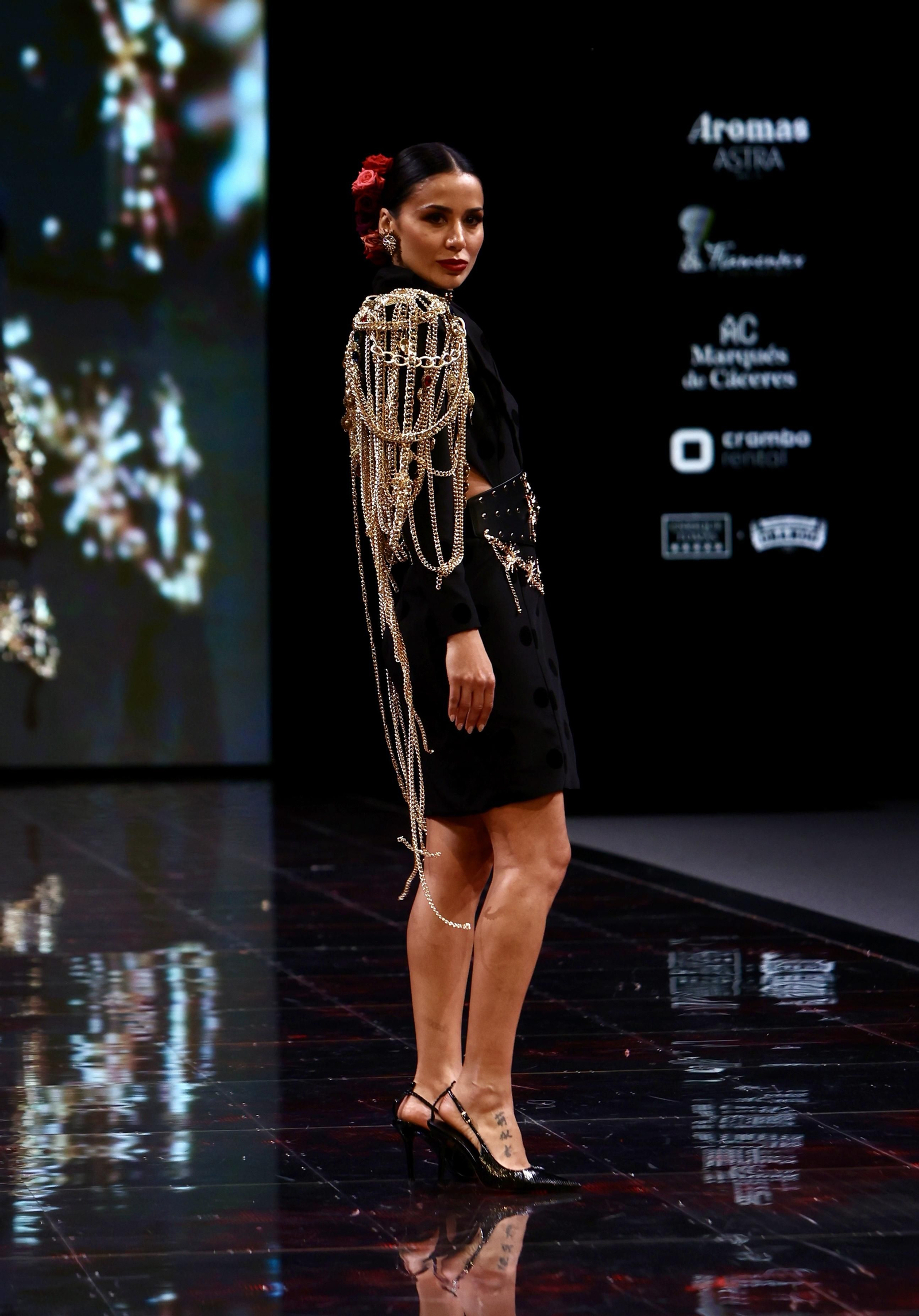 Desfile de Verónica De la Vega en SIMOF, todas las fotos