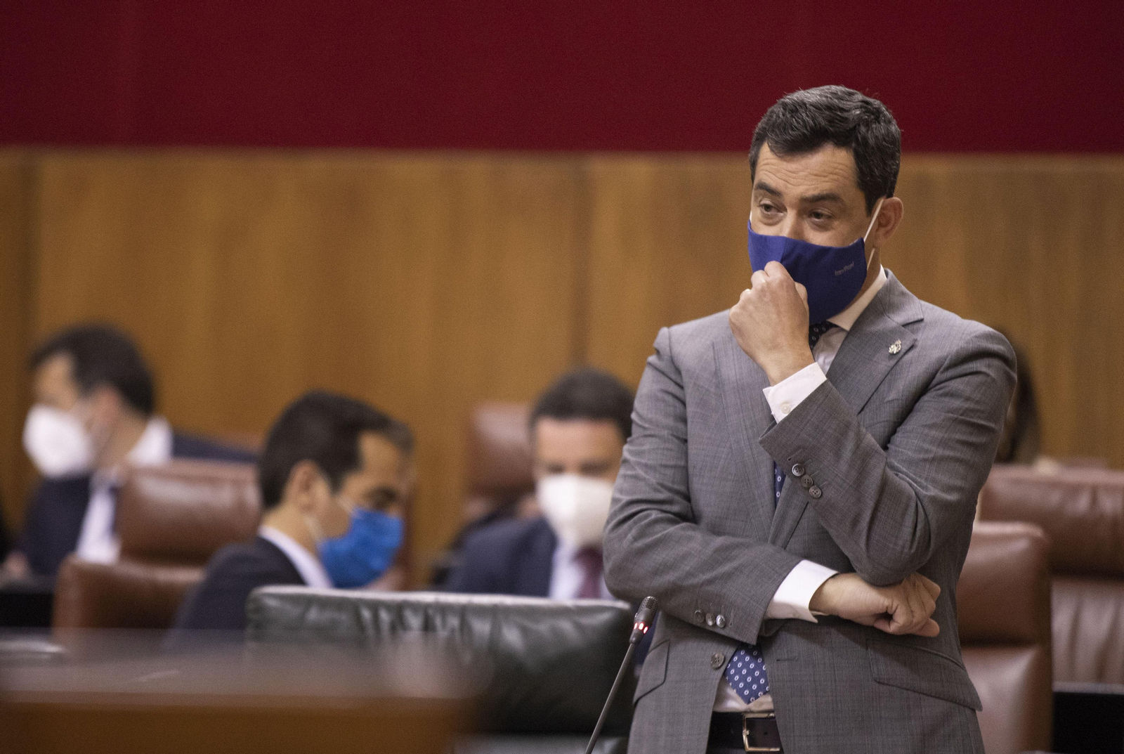 Juanma Moreno, en el Parlamento andaluz.