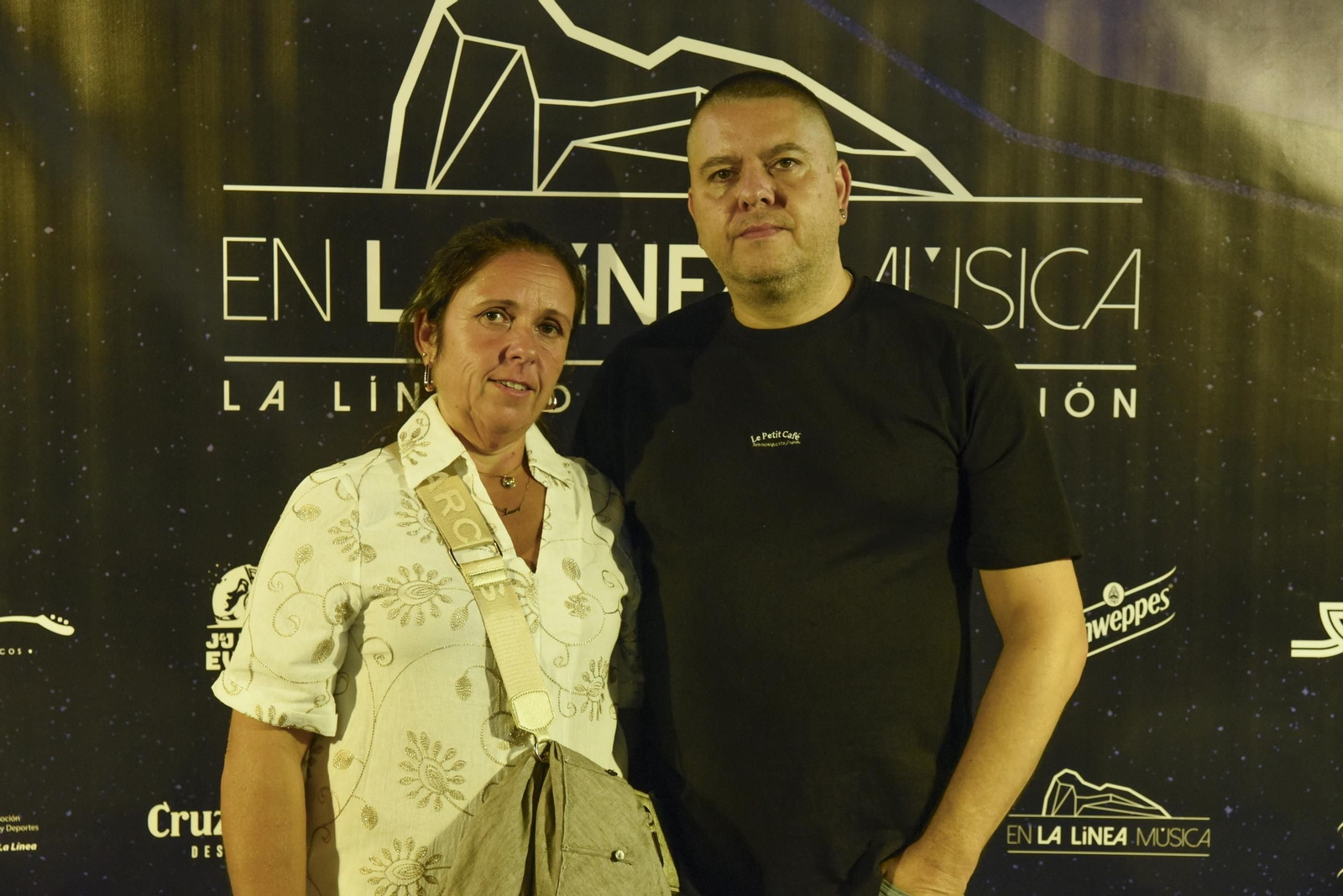 Fotos del concierto de Pimpinela en La Línea