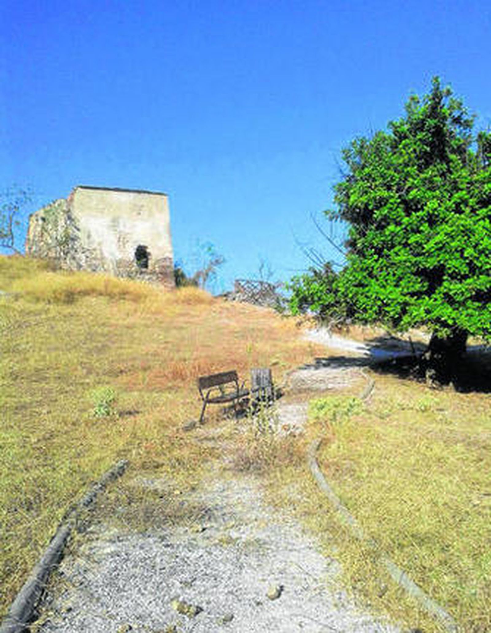El cortijo de la Mollina, abandonado