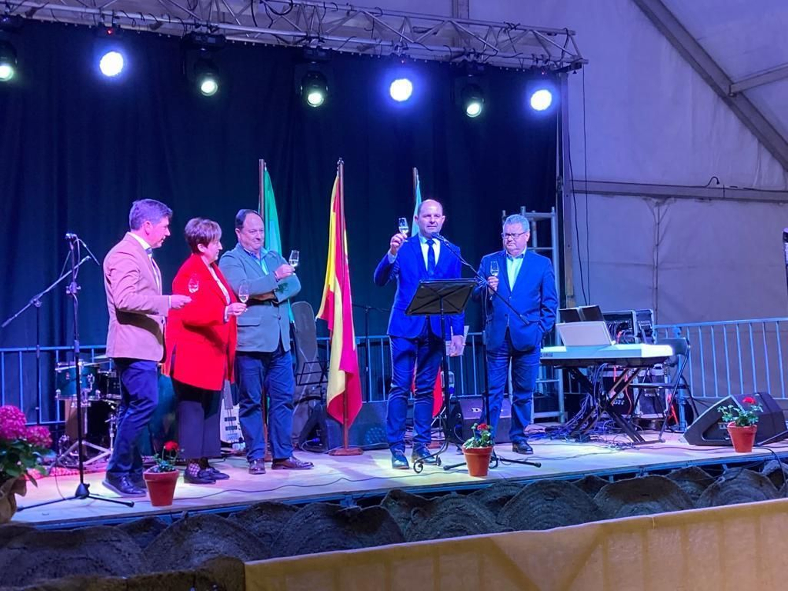 La inauguración de la Feria del Vino de Tinaja en Montalbán, en imágenes