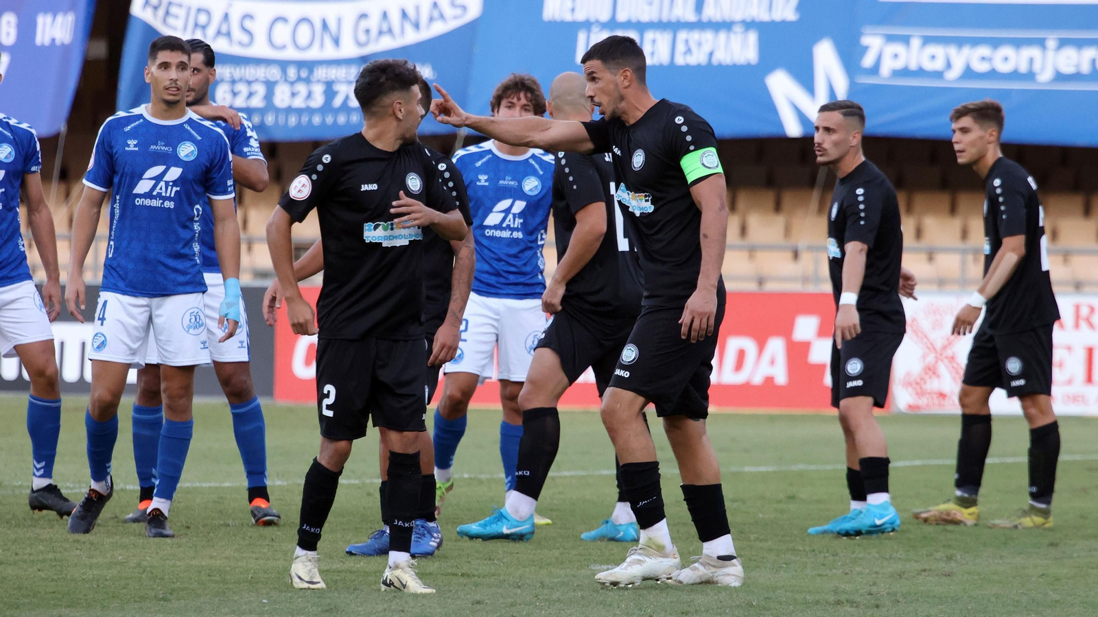 Imágenes del partido entre Xerez DFC y Juventud Torremolinos en Chapín