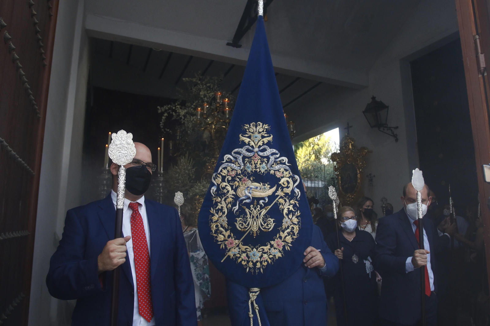 La procesión de la Divina Pastora de Capuchinos de Córdoba, en imágenes