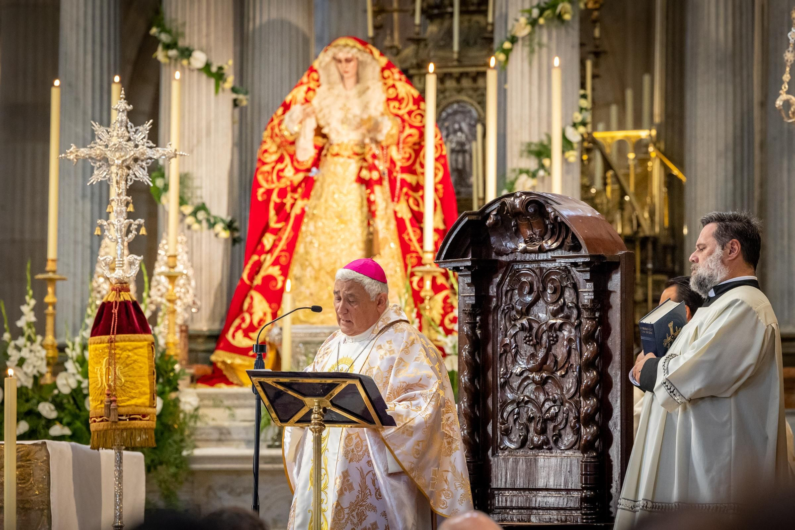 Imágenes de la coronación de la Virgen de las Penas