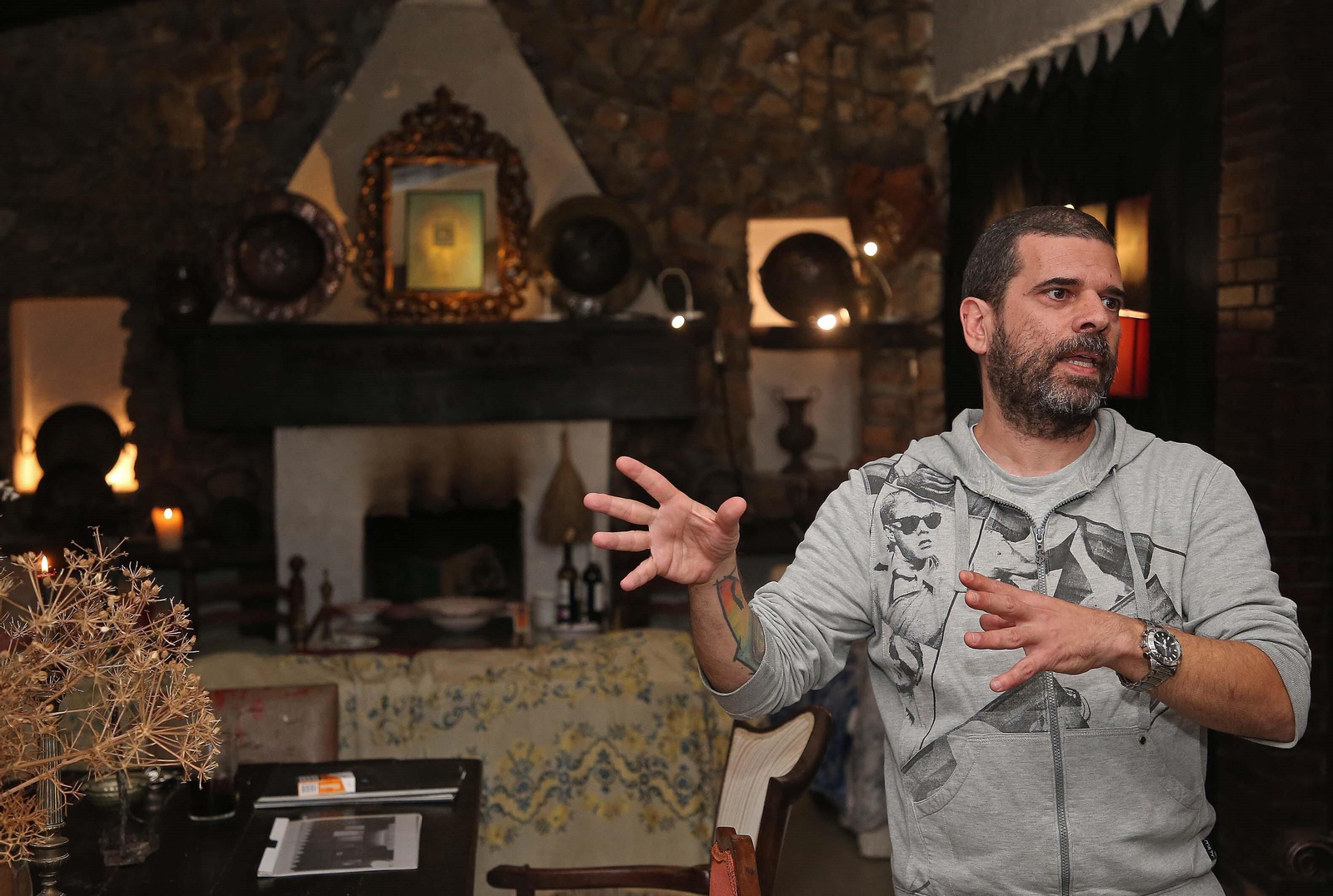 El artista Óscar Hidalgo explica los entresijos de su tercera exposición con Nando Argüelles Art Project.