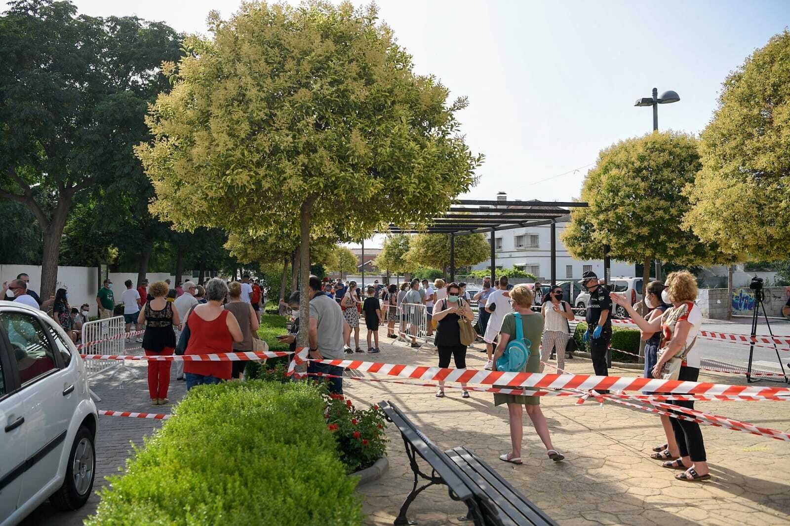 Las fotos de los test PCR masivos por el brote de coronavirus de Vegas del Genil, en Granada