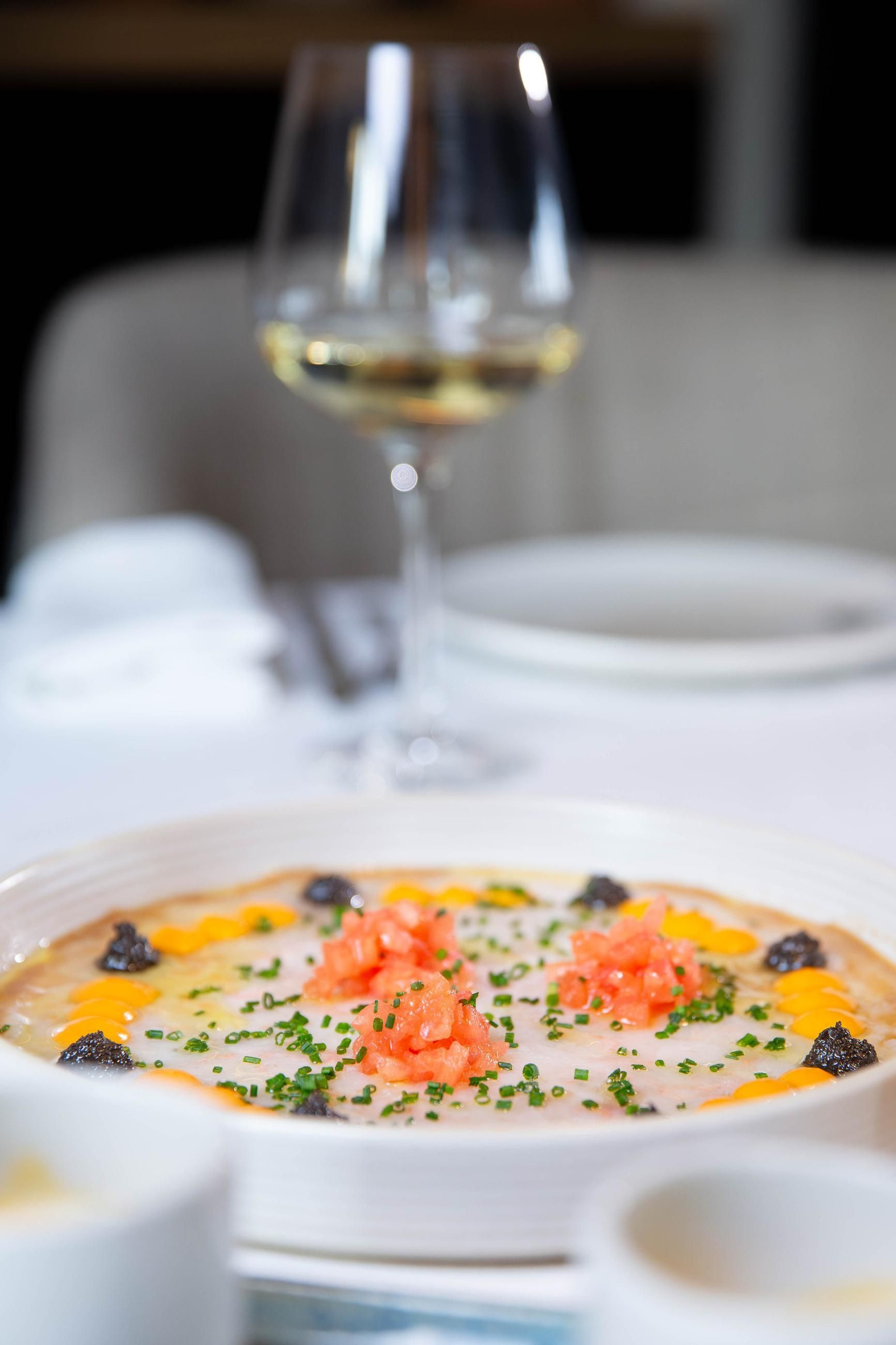 El carpaccio de cigalas, uno de los platos más exitosos de Malandro, aparte de su asador.