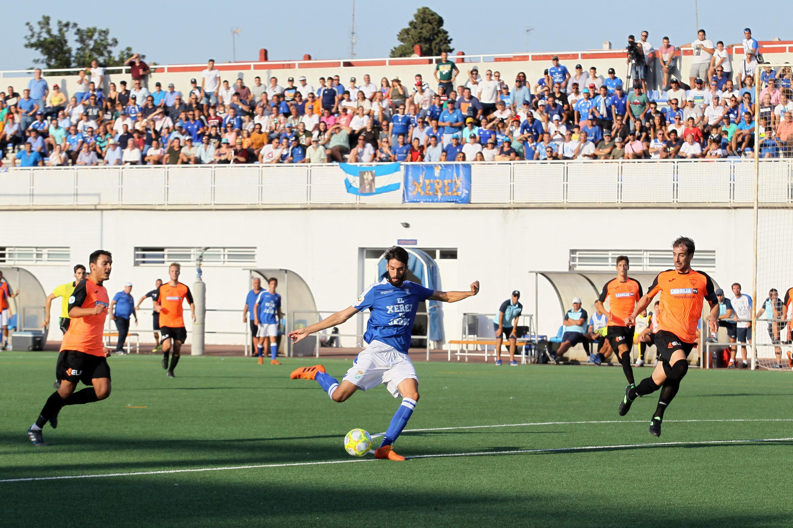 Imágenes del Xerez CD y UB Lebrijana en La Granja