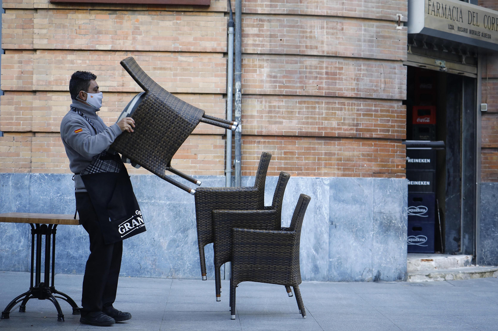 El nuevo cierre de bares y restaurantes de Córdoba, en fotografías