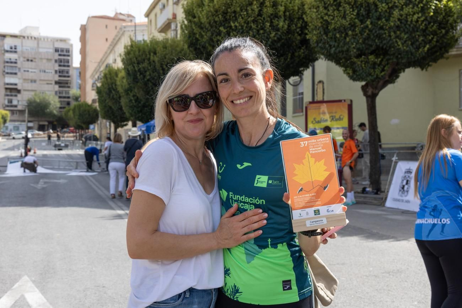 Ignacio Fontes y Marta Serrano reinan en la XXXVII Milla Urbana Internacional de Otoño 'Manuel Pancorbo'