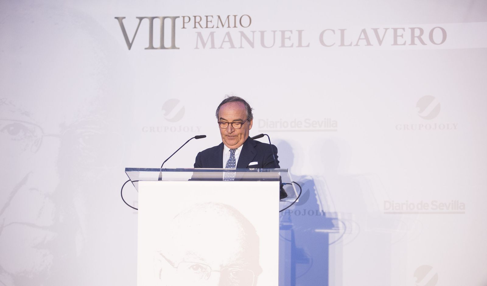Las imágenes de la entrega del VIII Premio Manuel Clavero