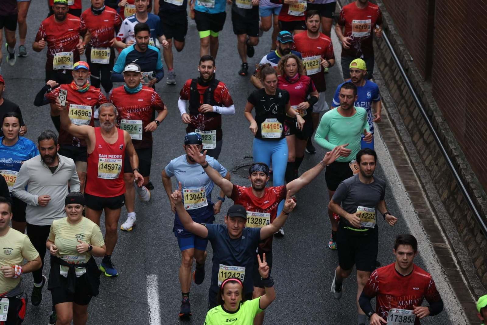 Búscate en la Media Maratón de Sevilla 03