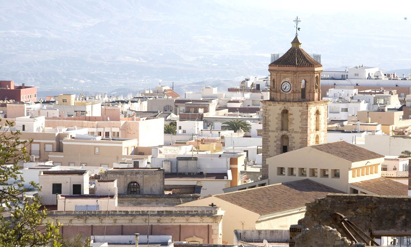 Abre expediente de expulsión del padrón municipal a dos personas