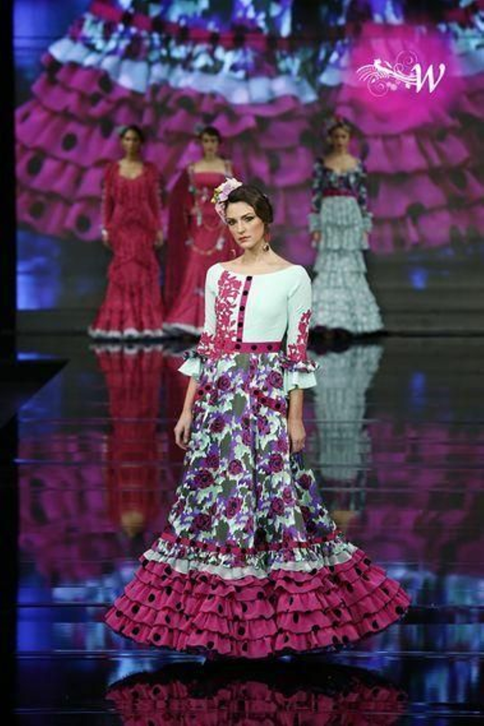 Ángeles Fernández presenta su colección en SIMOF 2020, todas las fotos del desfile