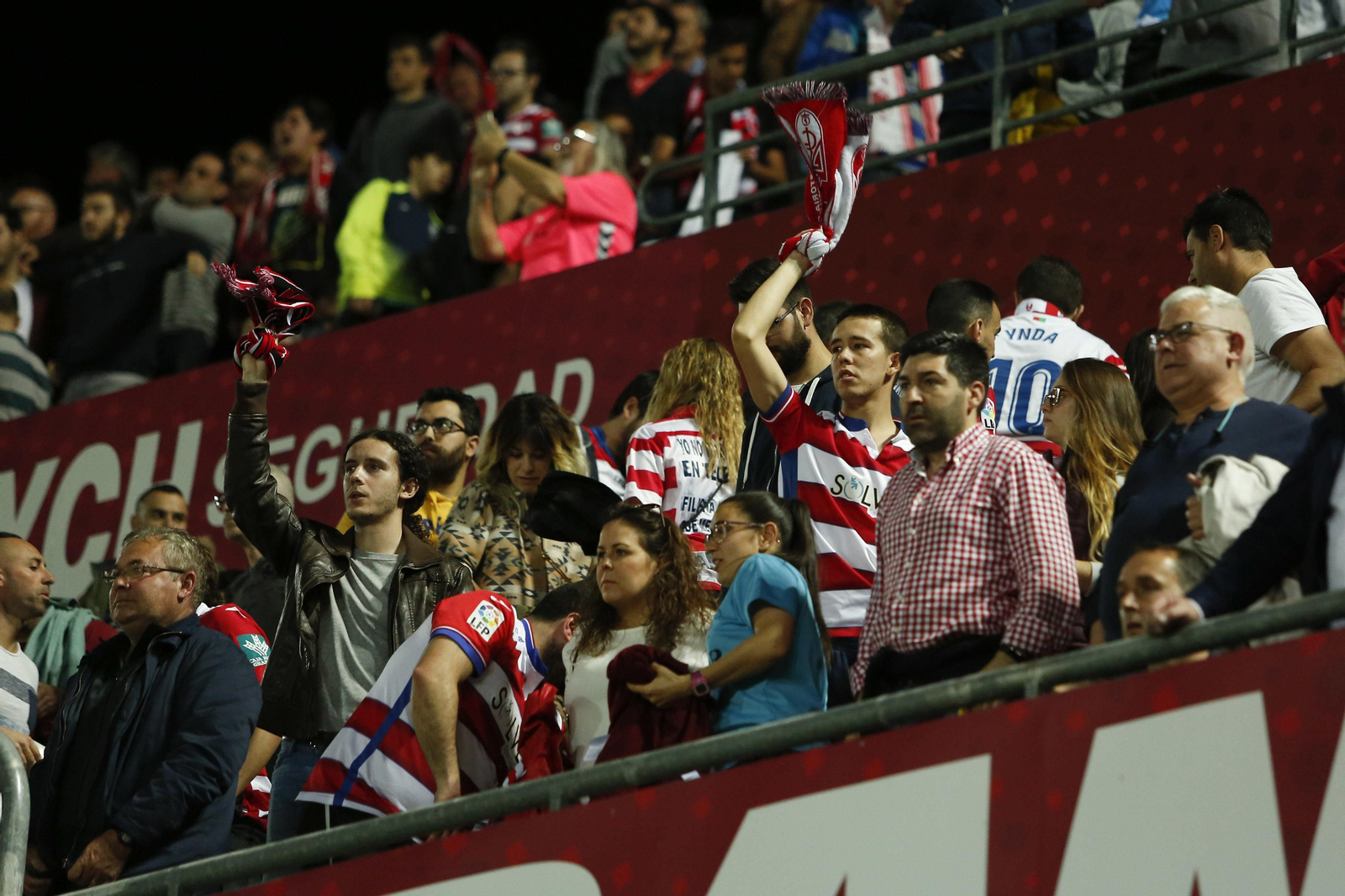 Las imágenes del Granada-Cultural Leonesa