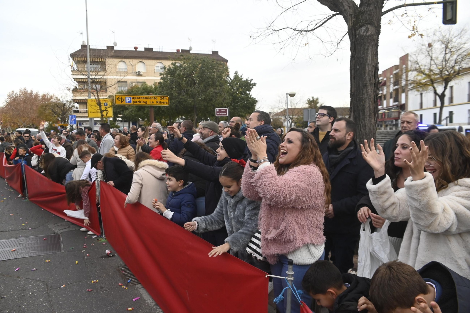 Las mejores fotos del inicio de la Cabalgata de Reyes Magos de Córdoba