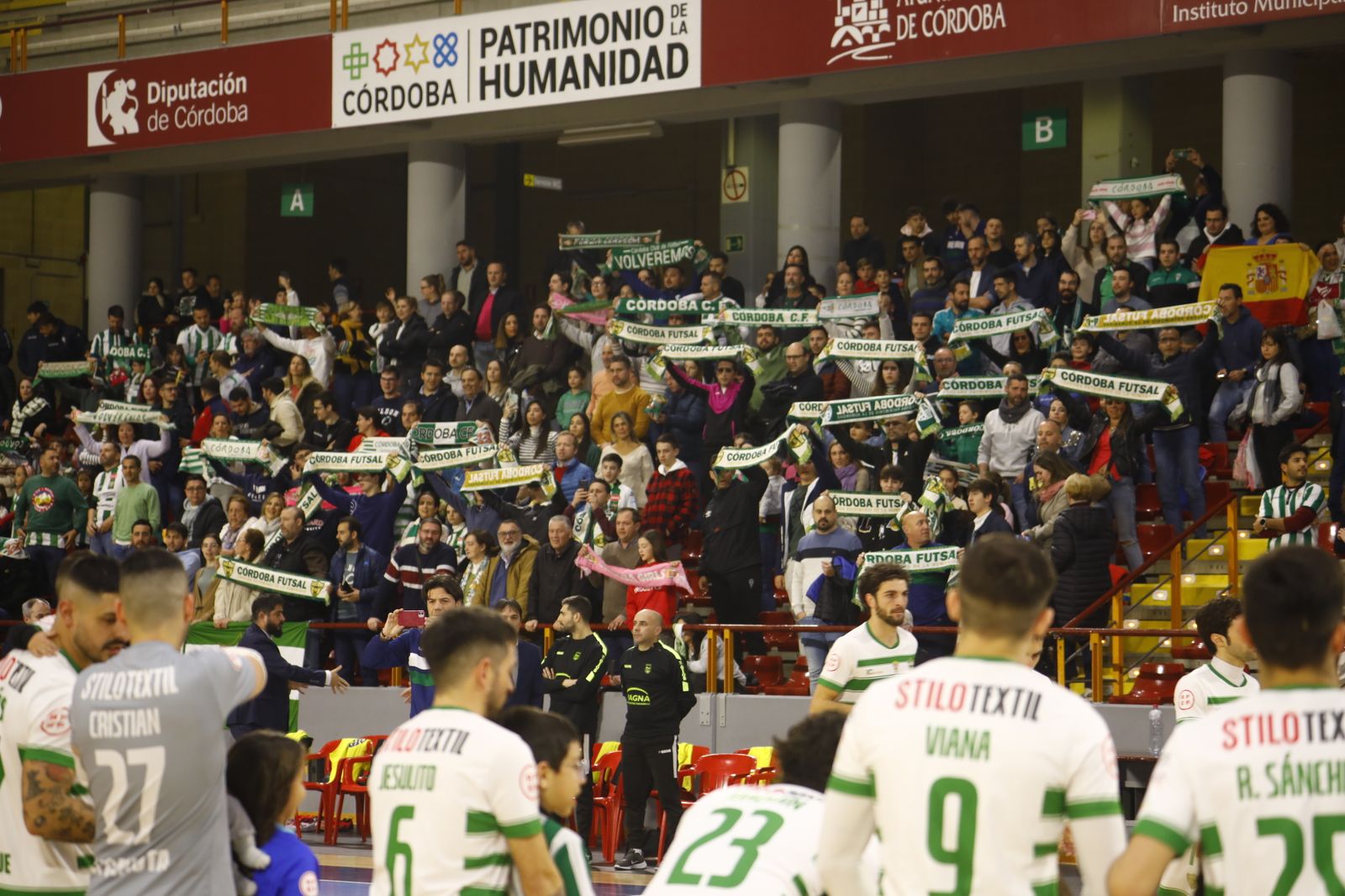 La victoria del Córdoba Futsal ante el Osasuna Magna, en imágenes