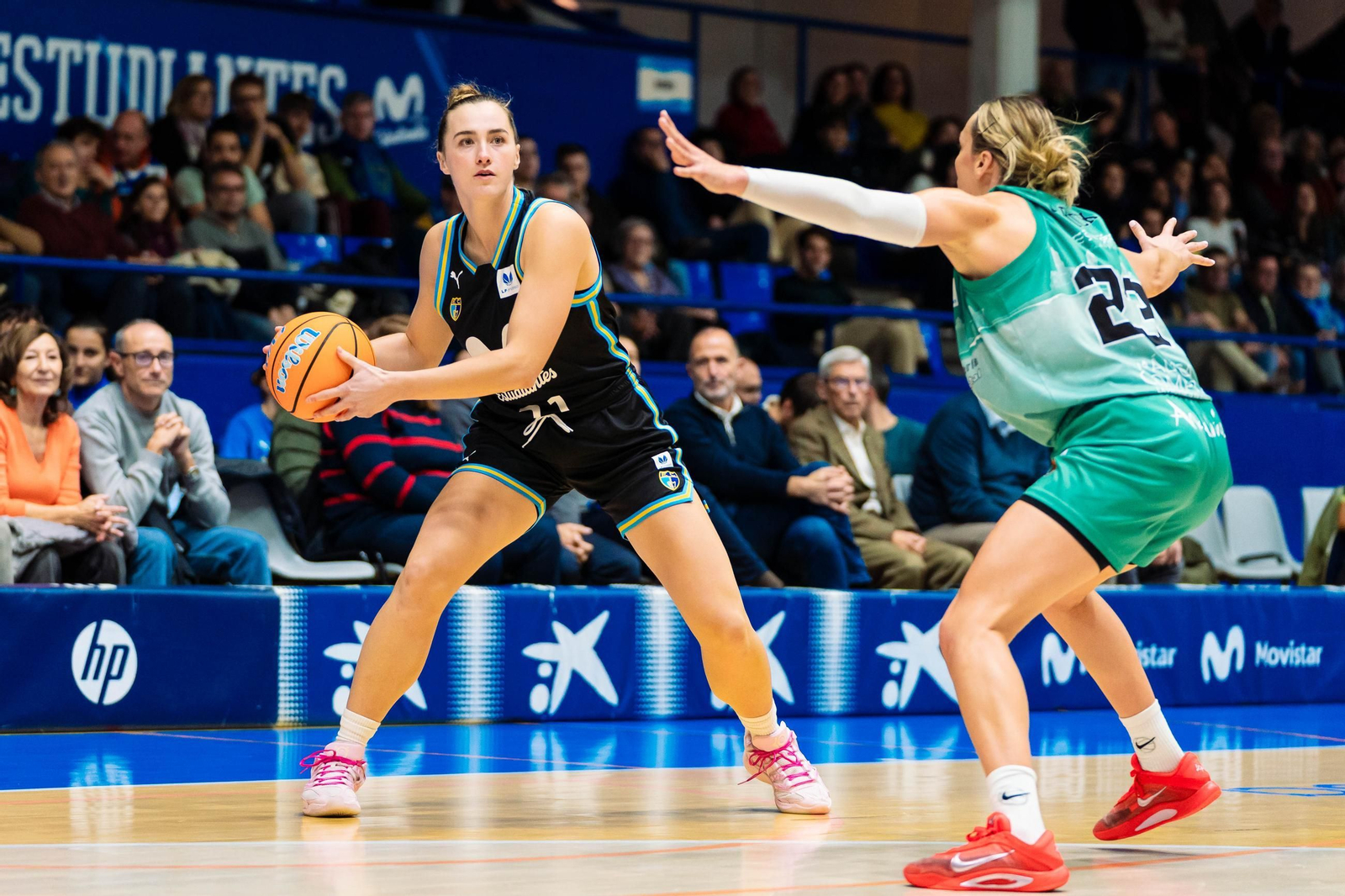 El CAB Estepona da vida al Movistar Estudiantes (85-60)