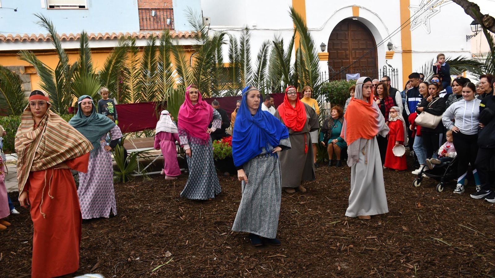 Puente Mayorga da comienzo a la Navidad con un animado Belén Viviente