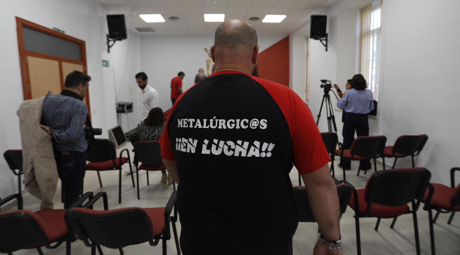 Asamblea de los trabajadores de la empresa Navec con Juan Carlos Ruiz Boix