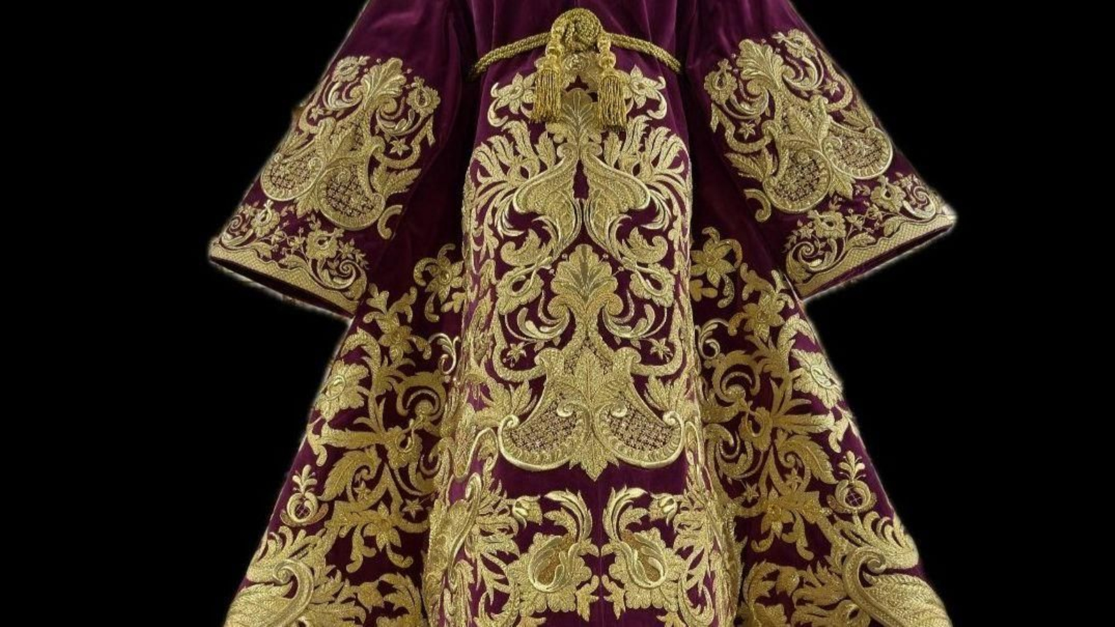 'Túnica del Centenario' del Señor del Rescate de Granada