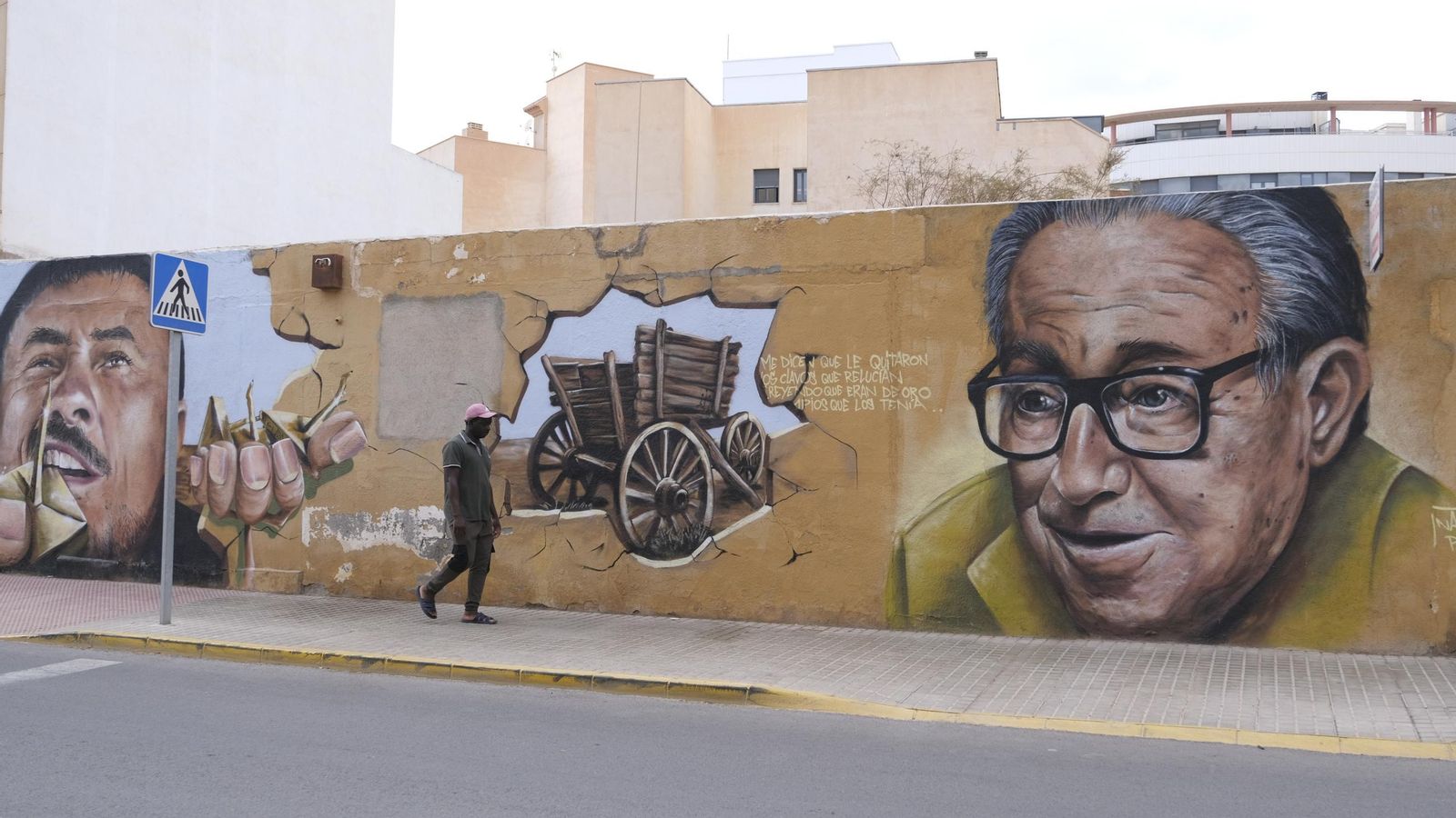 El grafiti de Manolo Escobar y Truco rumano.