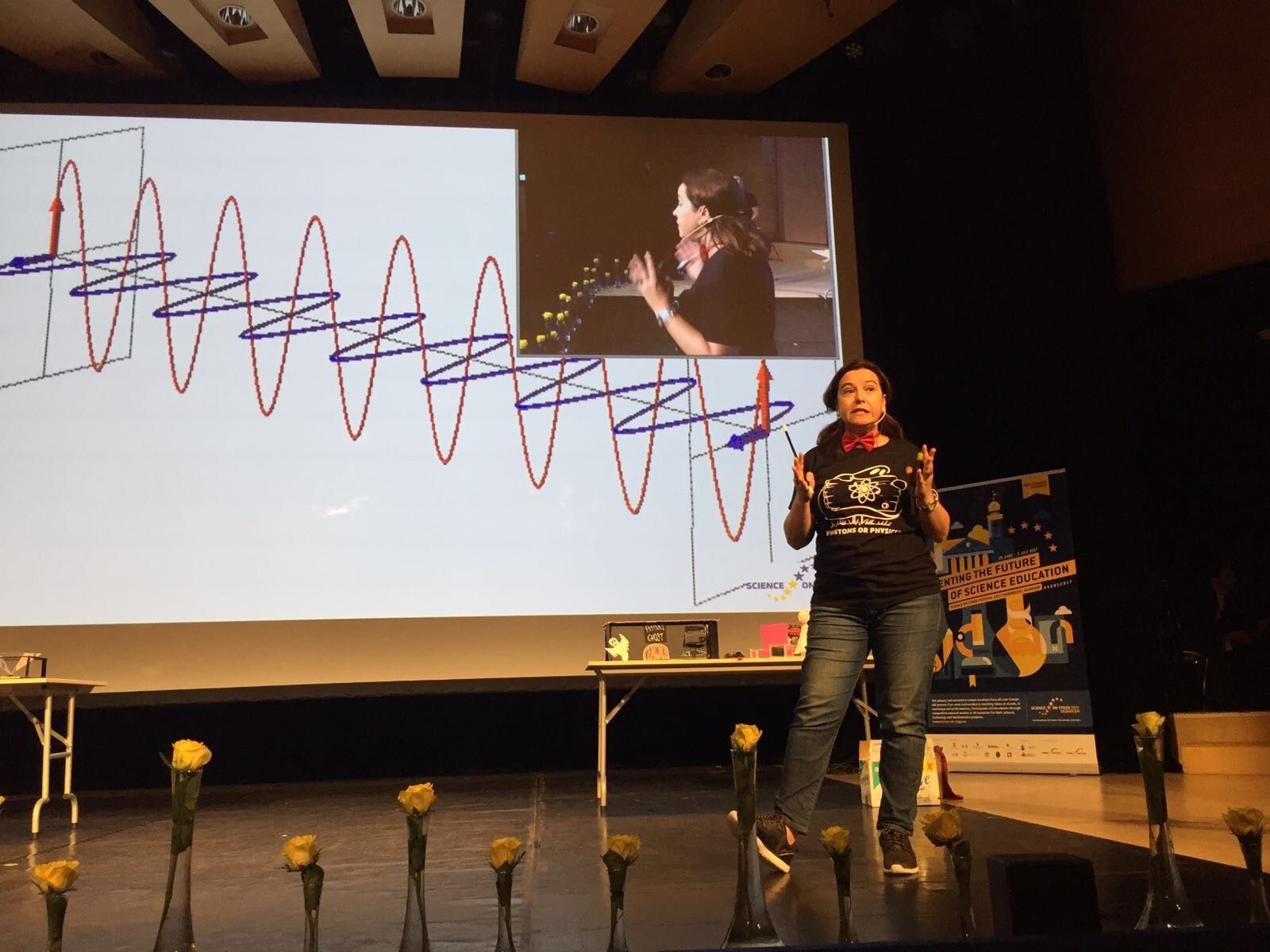 Nuria Muñoz, durante su intervención en 'Science on Stage' en Hungría.