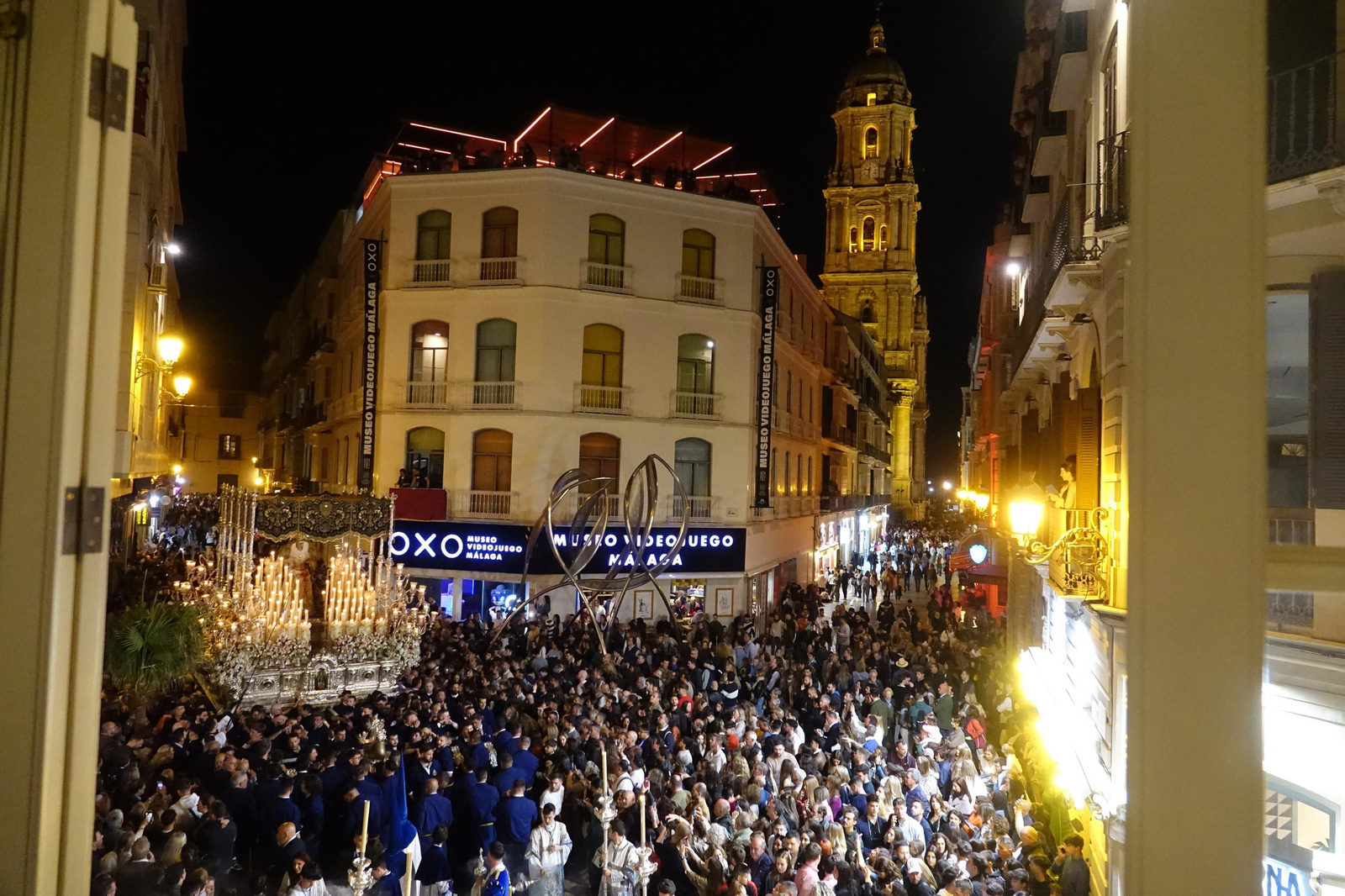 La Sagrada Cena en el Jueves Santo de Málaga, en fotos
