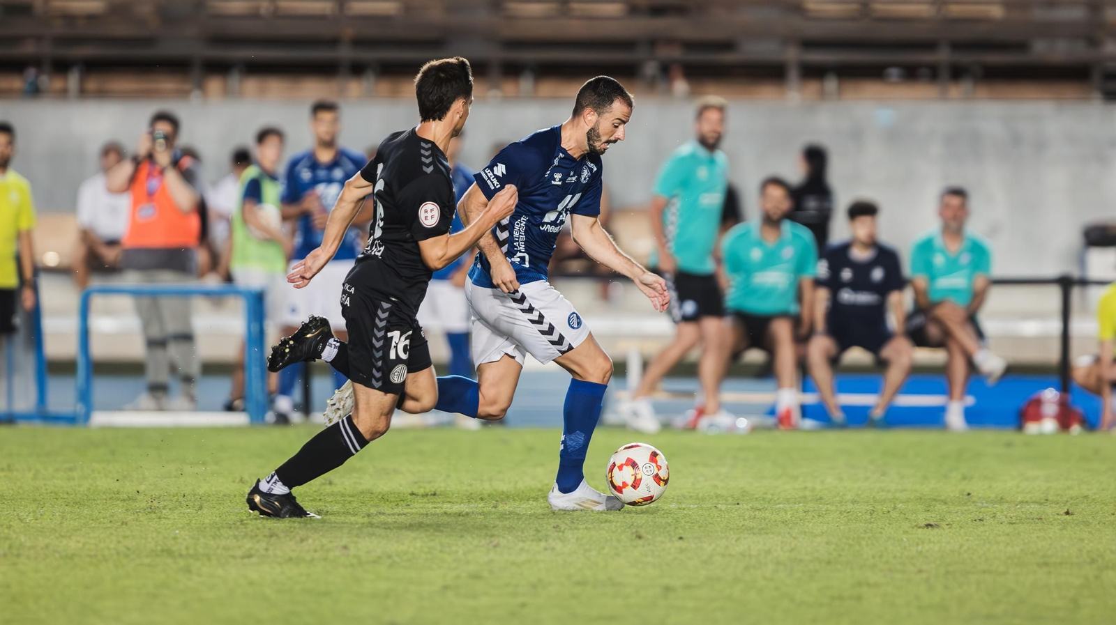 Imágenes del triunfo del Xerez DFC en el 34 Trofeo de la Vendimia