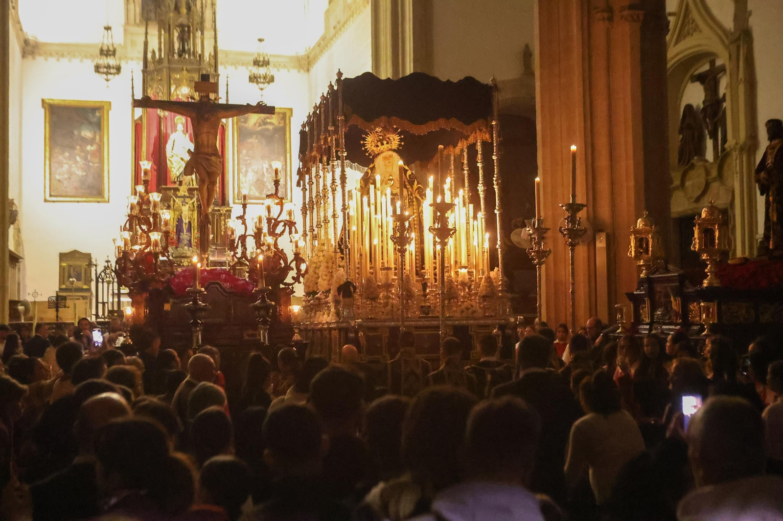Fotos del Martes Santo en Tarifa: La Salud