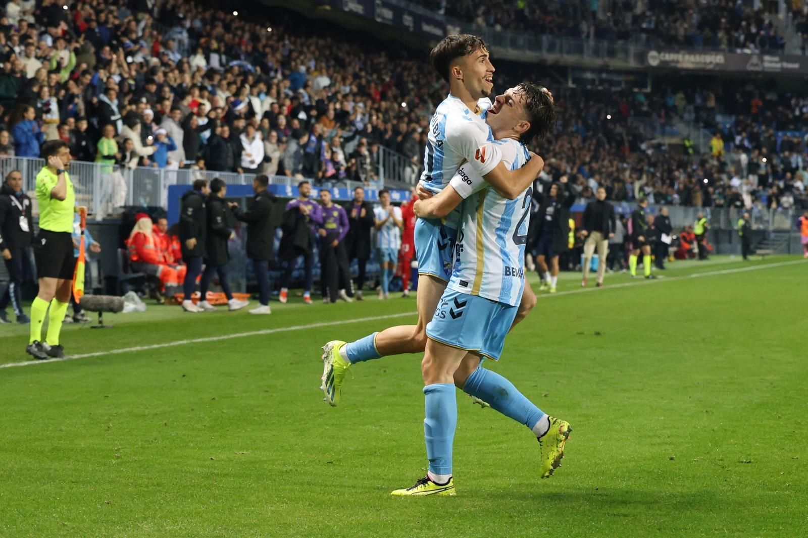 La fiesta del VAR arruina una goleada gigante del Málaga CF