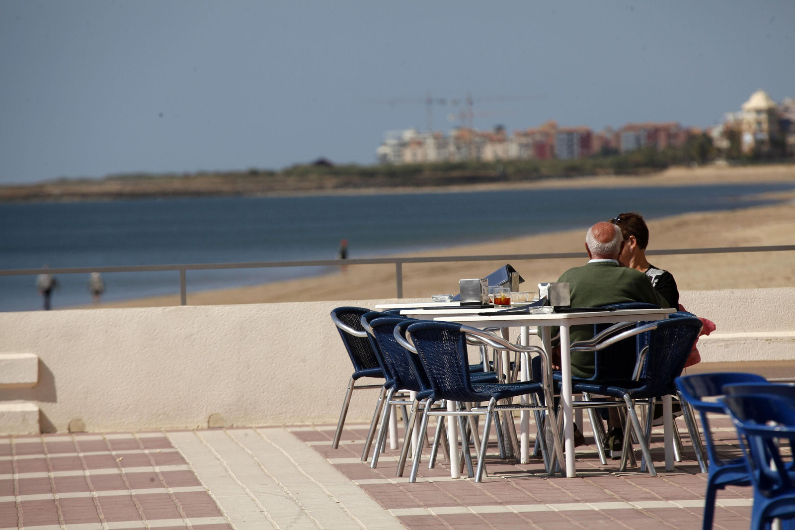 Las playas de la Costa de Huelva se preparan para la Semana Santa