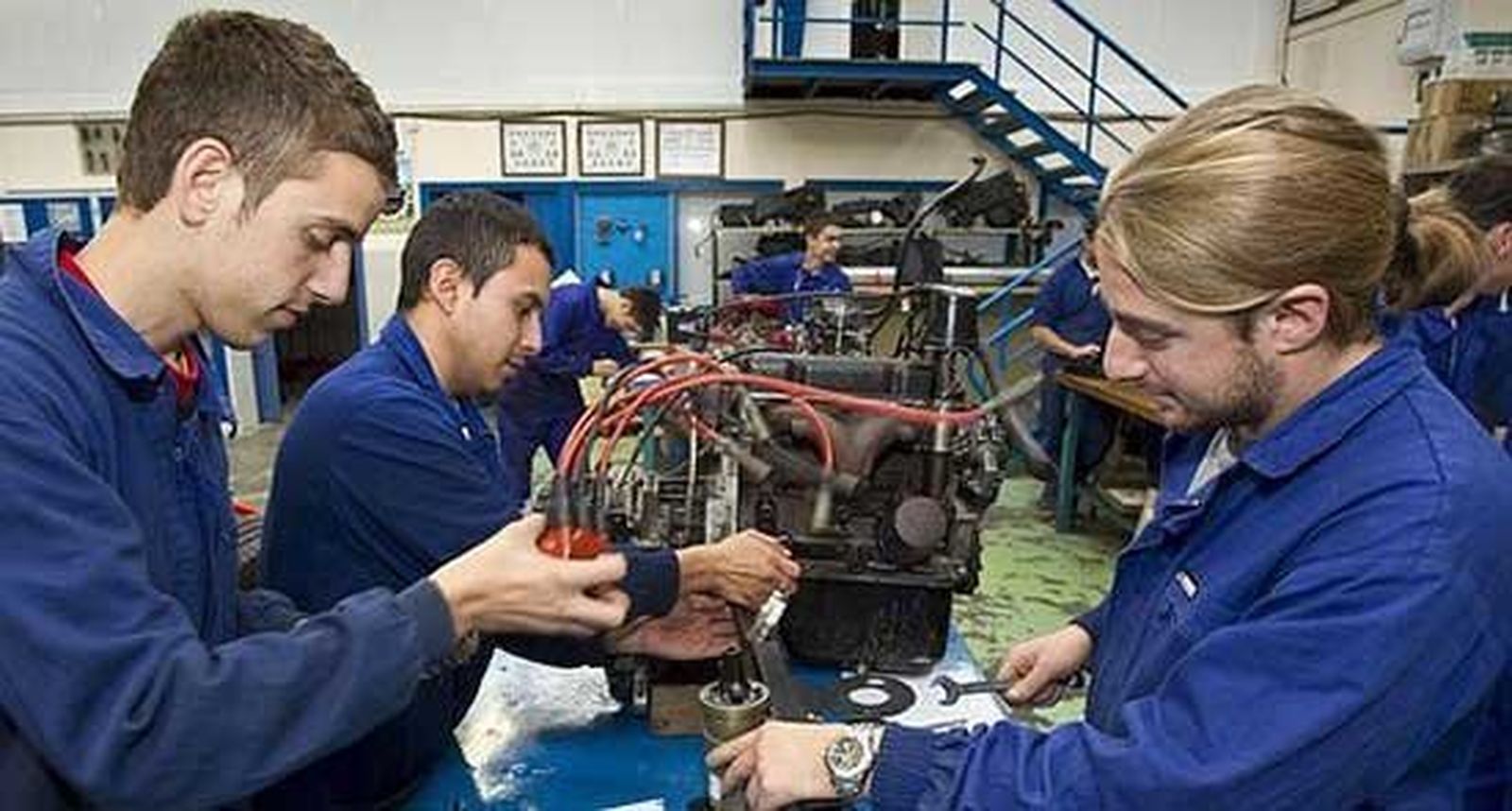 Alumnos de Formación Profesional, durante una clase