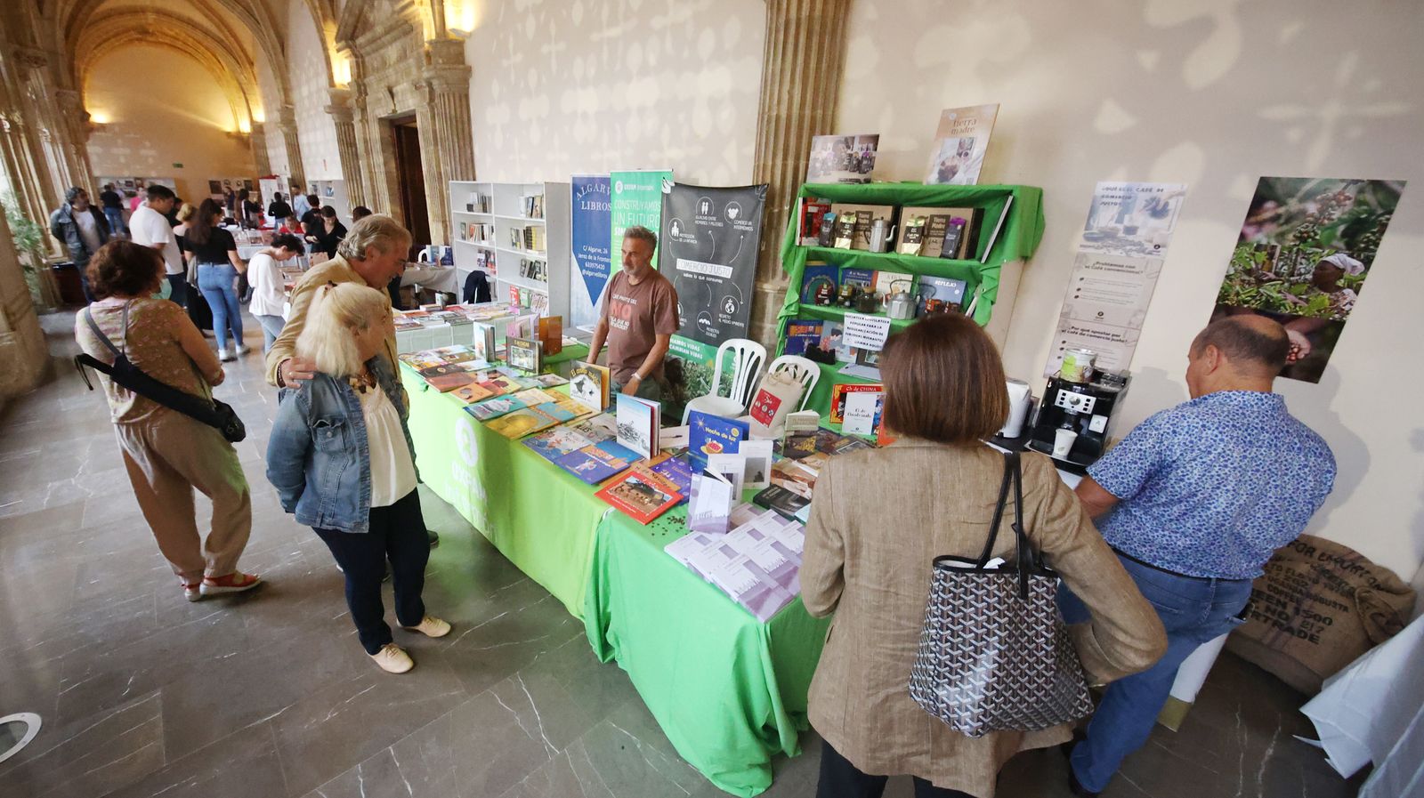 La Feria del Libro de Jerez en los Claustros de Santo Domingo