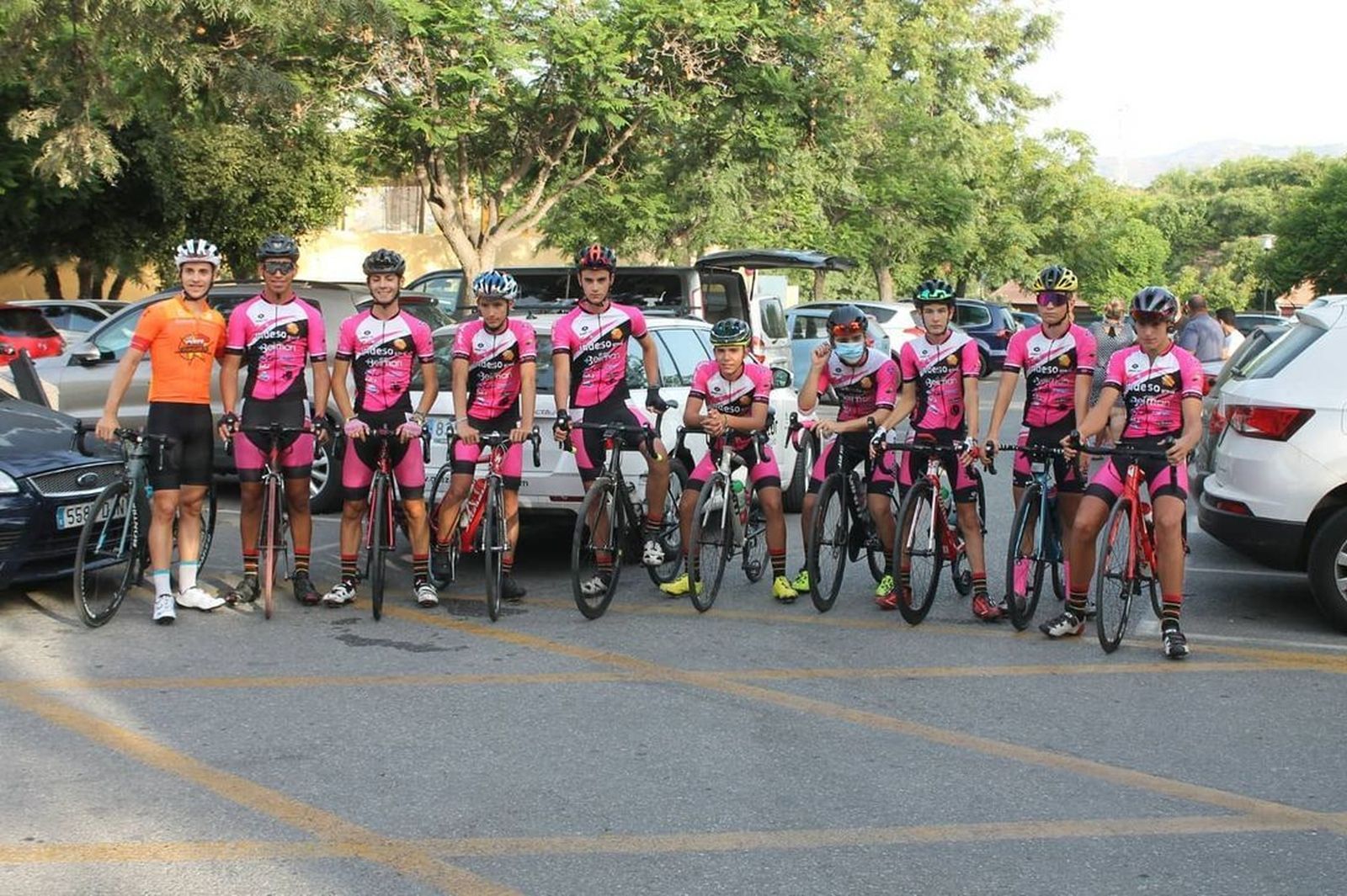 Equipo júnior del Indeso Bike Jerez.
