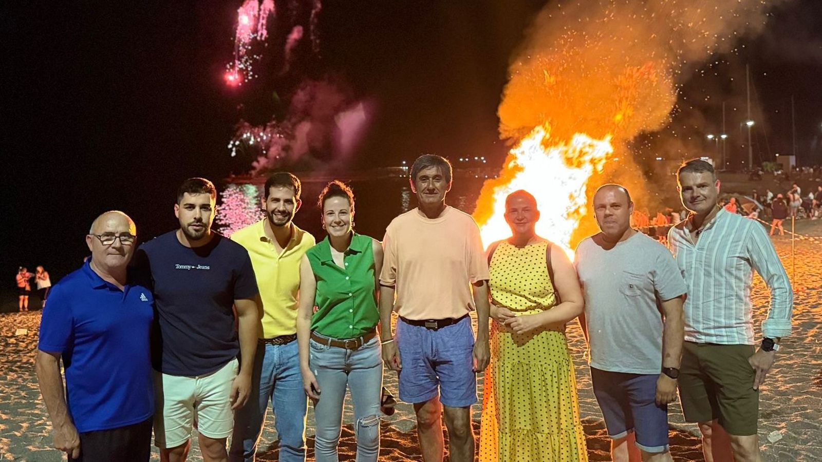 El alcalde, en la hoguera.