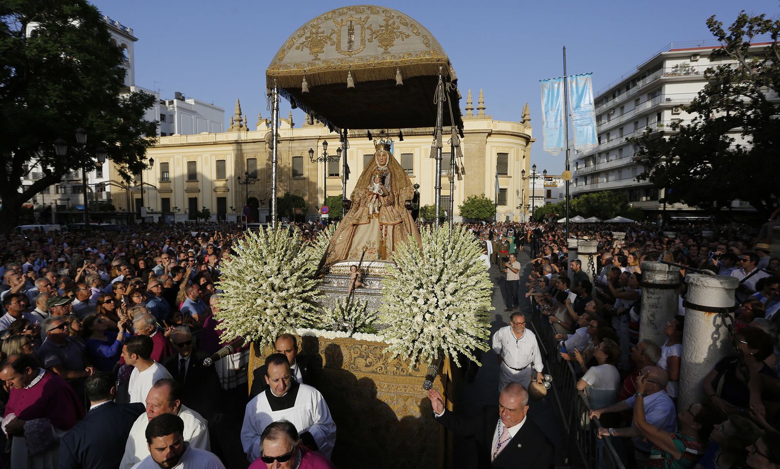 Las procesión de la Virgen de los Reyes