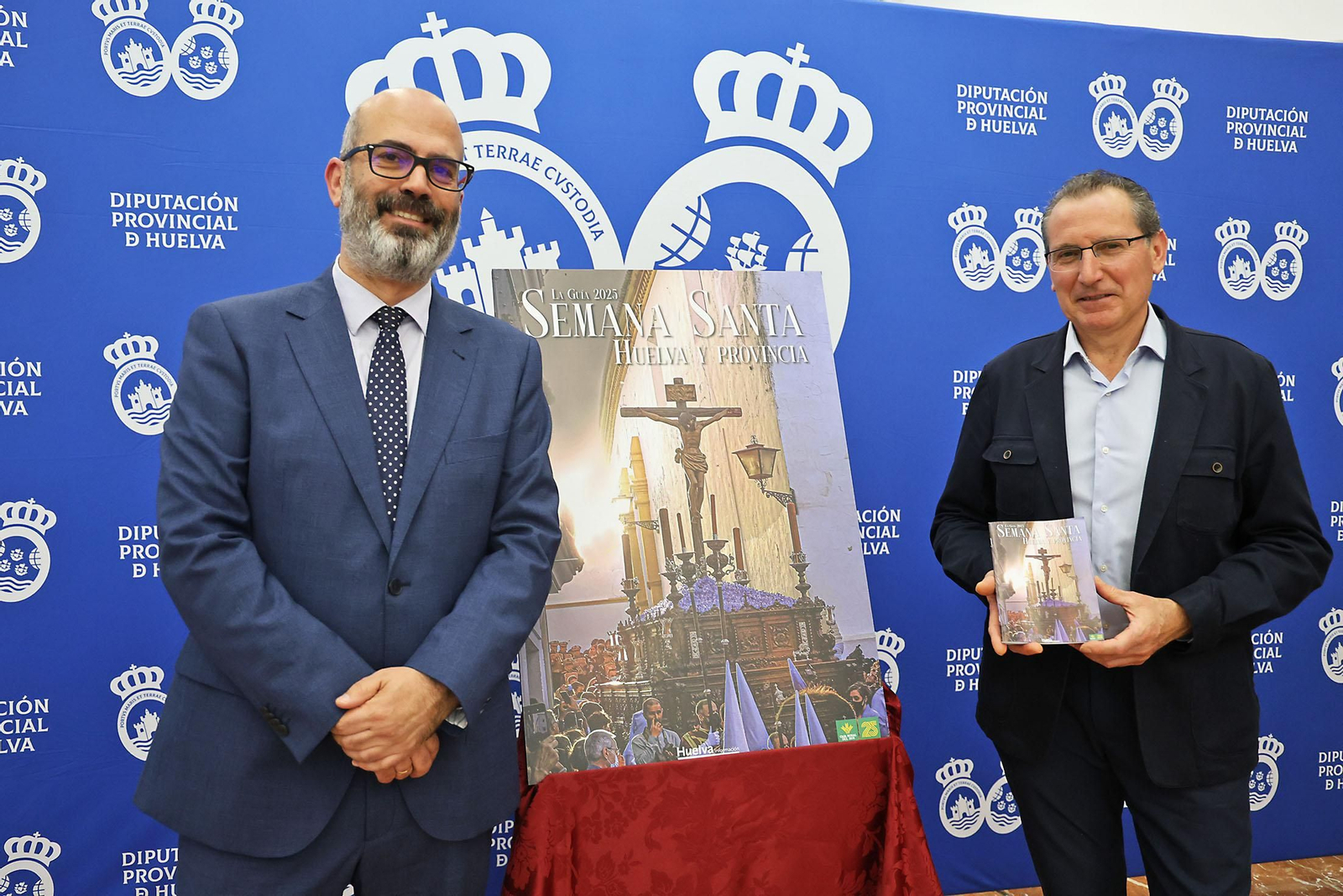 Imágenes de la presentación la Guía de Semana Santa de Huelva Información 2025